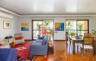 Imagem 10: Apartamento à venda, Com 161m² de Área Útil, 3 Dormitórios, 3 Suítes, 4 Vagas de Garagem e