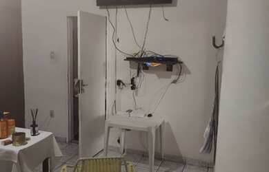 Imagem 7: Casa no kissia-D Pedro. 456m² de Área, 2 Vagas na garageme4 Dormitórios