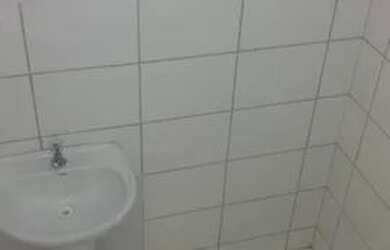 Imagem 6: Vendo casa 3/4 em condomínio . Esquina. Atrás do Jardins Madri