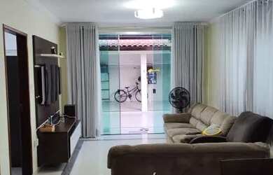 Imagem: A casa em condomínio possui 3 Dormitórios, 5 Banheiros, 4