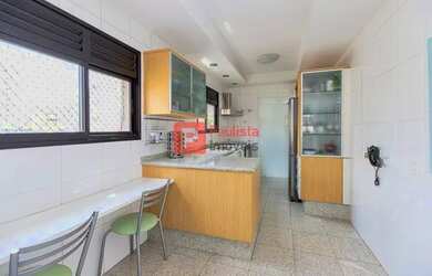 Imagem 16: Apartamento à venda, Com 161m² de Área Útil, 3 Dormitórios, 3 Suítes, 4 Vagas de Garagem e