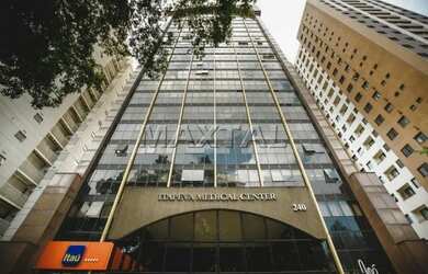 Imagem: O depósito possui 1 Vaga na garagem, 40m² de Área e está