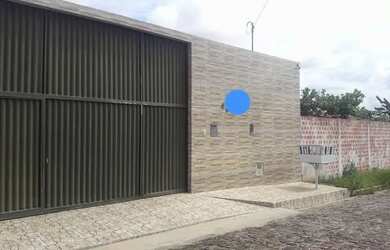 Imagem: A casa possui 2 Dormitórios, 1 Banheiro, 5 Vagas na garagem