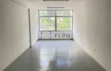 Imagem: O depósito possui 32m² de Área e está localizado em Bairro