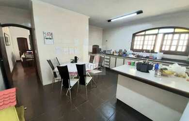 Imagem 5: Sobrado à poucos metros do Metrô Butantã, ao lado da USP