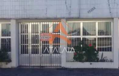 Imagem: O depósito possui 3 Vagas na garagem, 90m² de Área e está