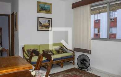 Imagem: O apartamento possui 2 Dormitórios, 2 Banheiros, 1 Vaga na