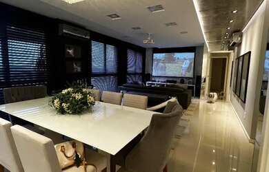 Imagem: O apartamento possui 3 Dormitórios, 4 Banheiros, 2 Vagas na