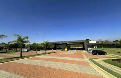 Imagem: O terreno possui 283m² de Área e está localizado em Jardins