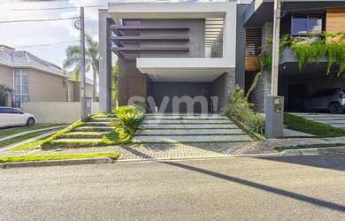 Imagem 2: Deslumbrante casa em condomínio no Santa Cândida