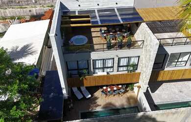 Imagem: A casa possui 3 Dormitórios, 2 Banheiros, 1 Vaga na garagem