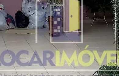 Imagem 5: Casa averbada à venda com 3/4 + dependência, 03 vagas de garagem com bastante espaço em ót