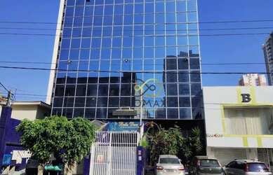 Imagem: O depósito possui 5 Vagas na garagem e 1000m² de Área e está