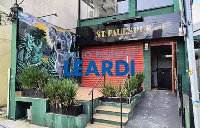 Imagem: O depósito possui 1 Vaga na garagem e 245m² de Área e está