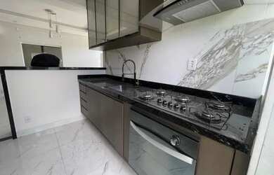 Imagem: A casa em condomínio possui 3 Dormitórios, 1 Banheiro, 2 Vagas