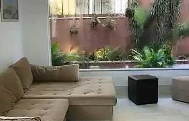 Imagem: A casa em condomínio possui 5 Dormitórios, 5 Banheiros, 2