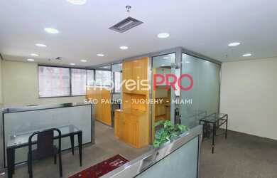 Imagem: O depósito possui 1 Vaga na garagem, 50m² de Área e Imóvel