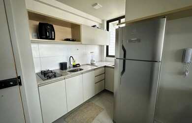 Imagem: O apartamento possui 1 Dormitório, 1 Banheiro, 1 Vaga na garagem