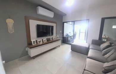 Imagem: A casa possui 3 Dormitórios, 3 Banheiros, 3 Vagas na garagem