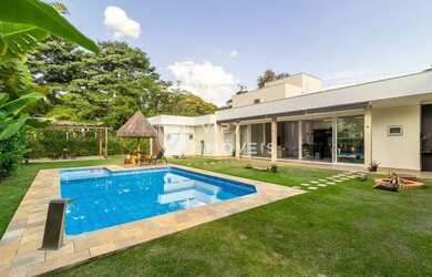 Imagem: A casa em condomínio possui 3 Dormitórios, 4 Banheiros, 4