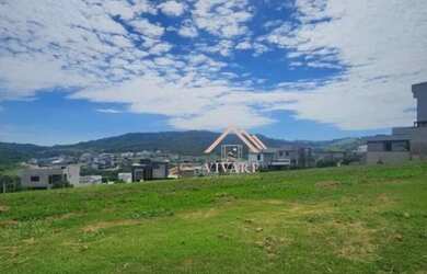 Imagem: O terreno possui 315m² de Área e está localizado em Loteamento