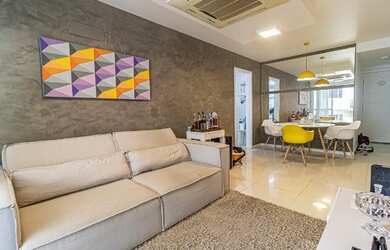 Imagem: O apartamento na cobertura possui 4 Dormitórios, 5 Banheiros