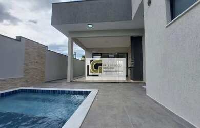 Imagem: A casa em condomínio possui 3 Dormitórios, 3 Banheiros, 4