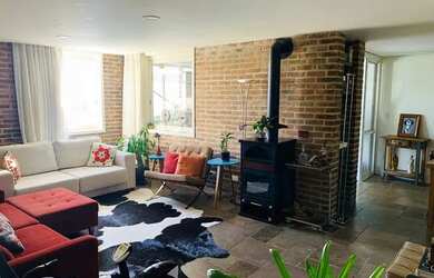 Imagem 3: Casa em Jardim Planalto. Piscina, Churrasqueira, VarandaeLareira