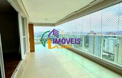 Imagem: O apartamento possui 4 Dormitórios, 5 Banheiros, 3 Vagas na