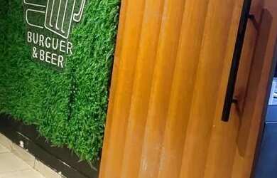 Imagem: O depósito possui 100m² de Área e está localizado em Centro