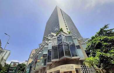 Imagem: O depósito possui 1 Vaga na garagem, 30m² de Área e está