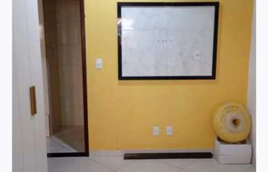 Imagem: A casa possui 2 Dormitórios, 2 Banheiros e está localizado