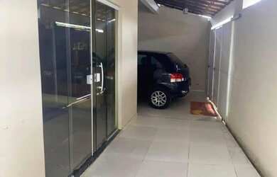 Imagem 4: Linda casa na sacramenta. Varanda, 2 Vagas na garageme3 Dormitórios