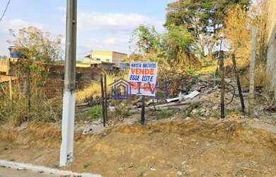 Imagem: O terreno possui 360m² de Área e está localizado em Aeronautas