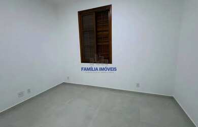 Imagem 6: Casa reformada para alugar com 3 dormitórios no Embaré Santos SP