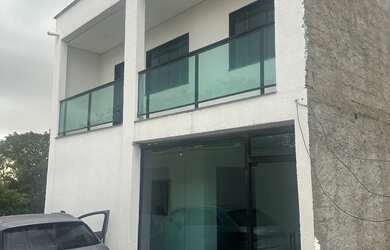 Imagem: A casa possui 3 Dormitórios, 3 Banheiros e está localizado