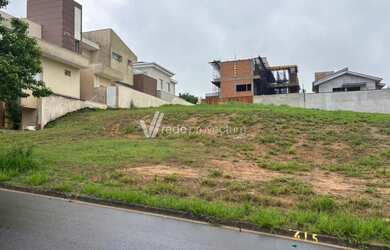 Imagem: O terreno possui 600m² de Área, Imóvel novo e está localizado