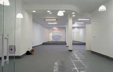 Imagem: O depósito possui 220m² de Área e está localizado em Liberdade