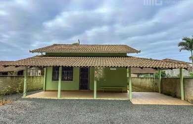 Imagem: A casa possui 5 Dormitórios, 1 Banheiro e 100m² de Área e