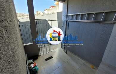 Imagem: A casa possui 1 Dormitório, 2 Banheiros, 60m² de Área e Ar-condicionado