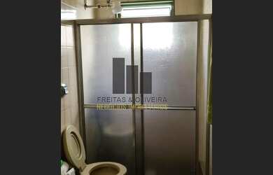 Imagem: A casa possui 3 Dormitórios, 3 Banheiros, 2 Vagas na garagem