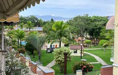 Imagem: A casa em condomínio possui 3 Dormitórios, 4 Banheiros, 2