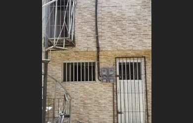 Imagem: A casa possui 2 Dormitórios e está localizado em Iputinga