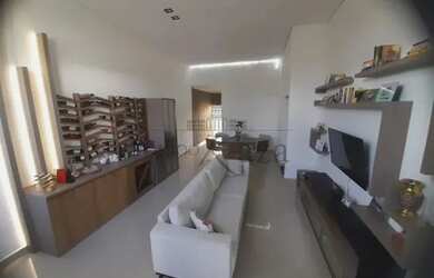 Imagem: A casa em condomínio possui 3 Dormitórios, 3 Banheiros, 2