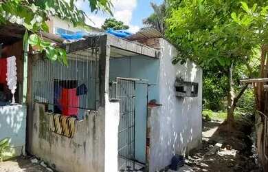 Imagem: A casa possui 2 Dormitórios, 2 Banheiros, Imóvel novo e está