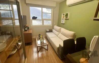 Imagem: O apartamento possui 1 Dormitório, 1 Banheiro, 32m² de Área