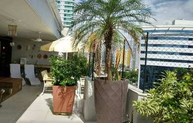 Imagem: O apartamento na cobertura possui 4 Dormitórios, 2 Banheiros