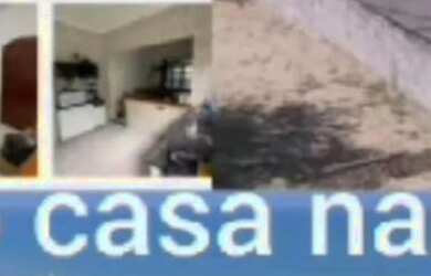 Imagem: A casa possui 2 Dormitórios, Acomodam 15 pessoas, 2 Vagas na