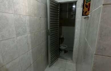 Imagem 14: Excelente imóvel a aproximadamente 10 minutos da estação de trem a...