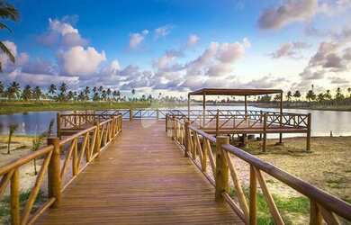 Imagem: O terreno possui 450m² de Área, Imóvel novo e está localizado